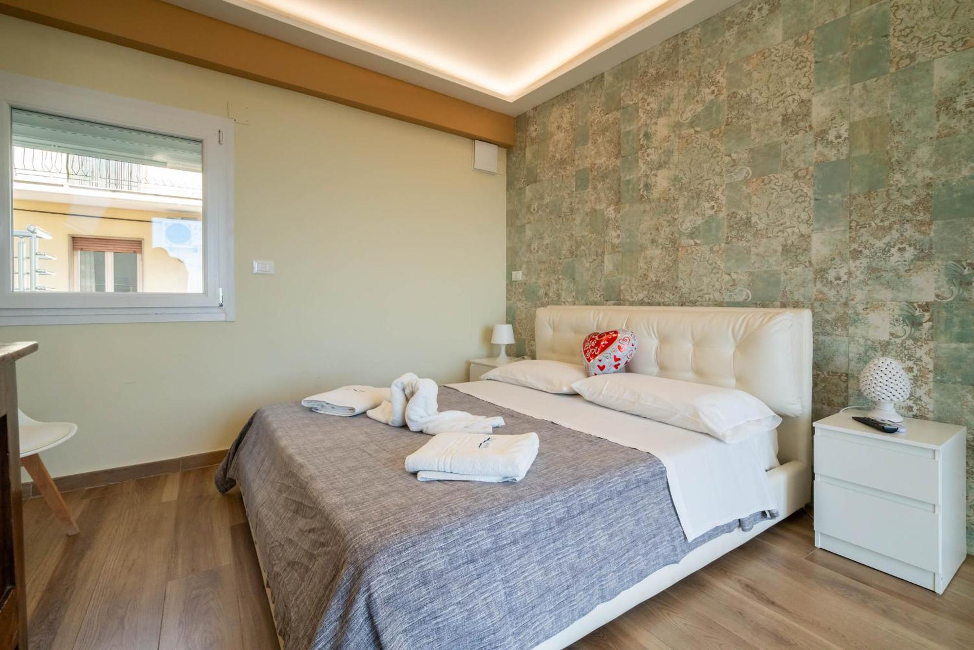 Vista Mare Apartments Giardini Naxos Room photo